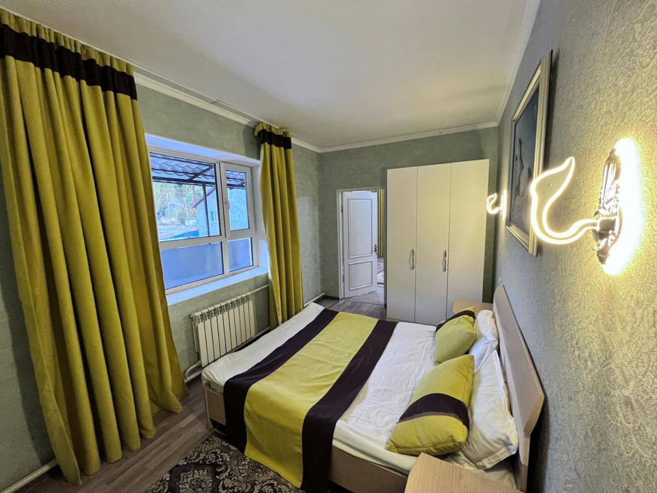 Turan Guesthouse 카라콜 외부 사진