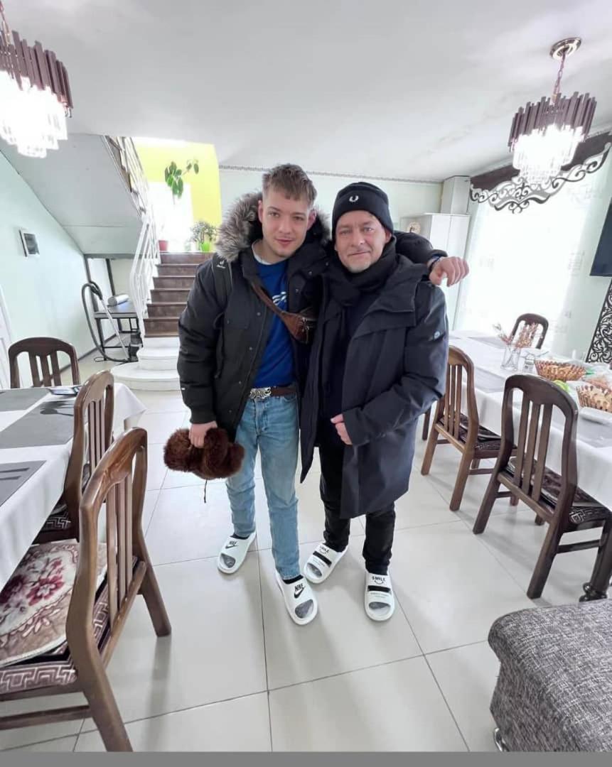 Turan Guesthouse 카라콜 외부 사진