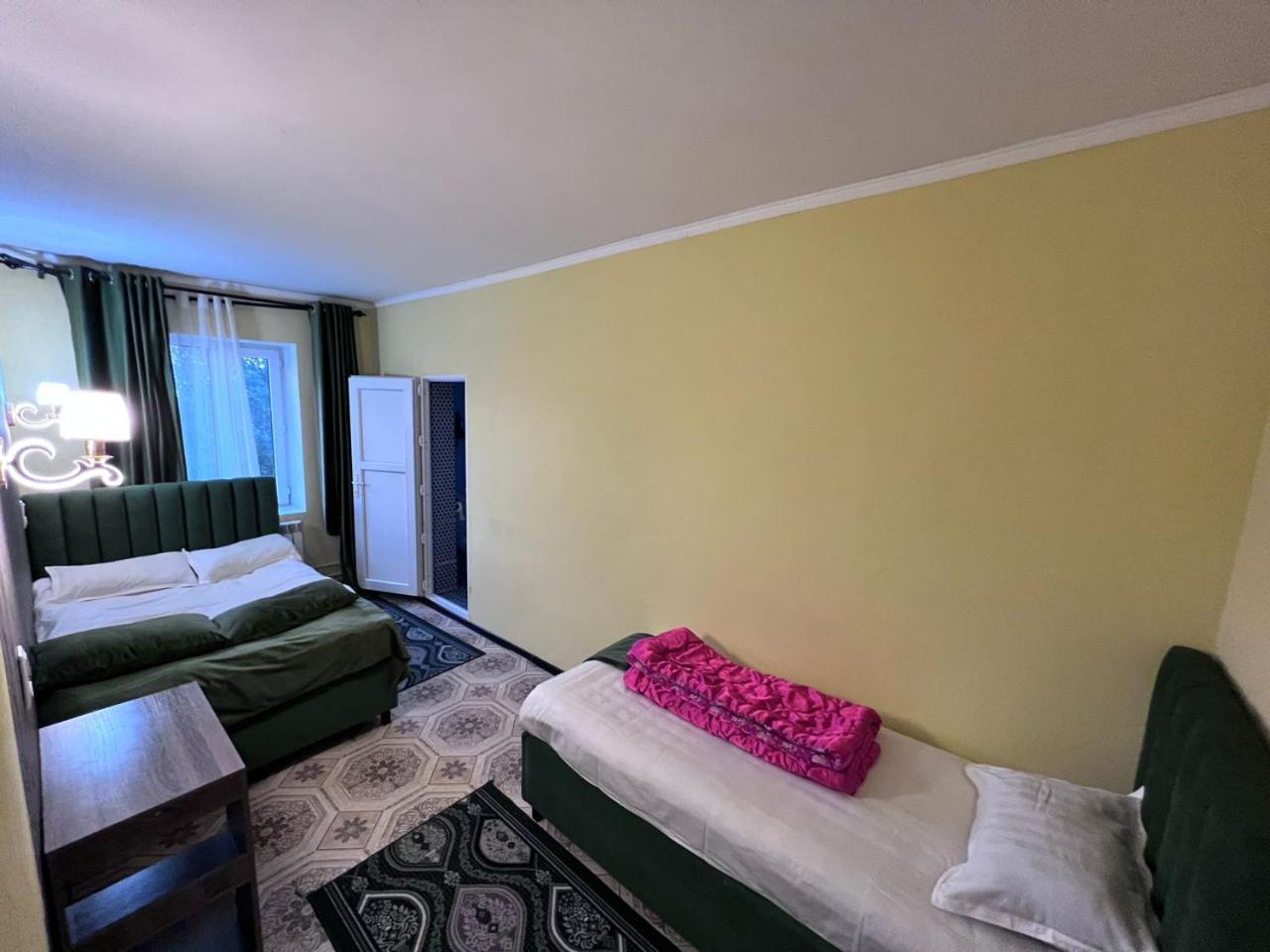 Turan Guesthouse 카라콜 외부 사진